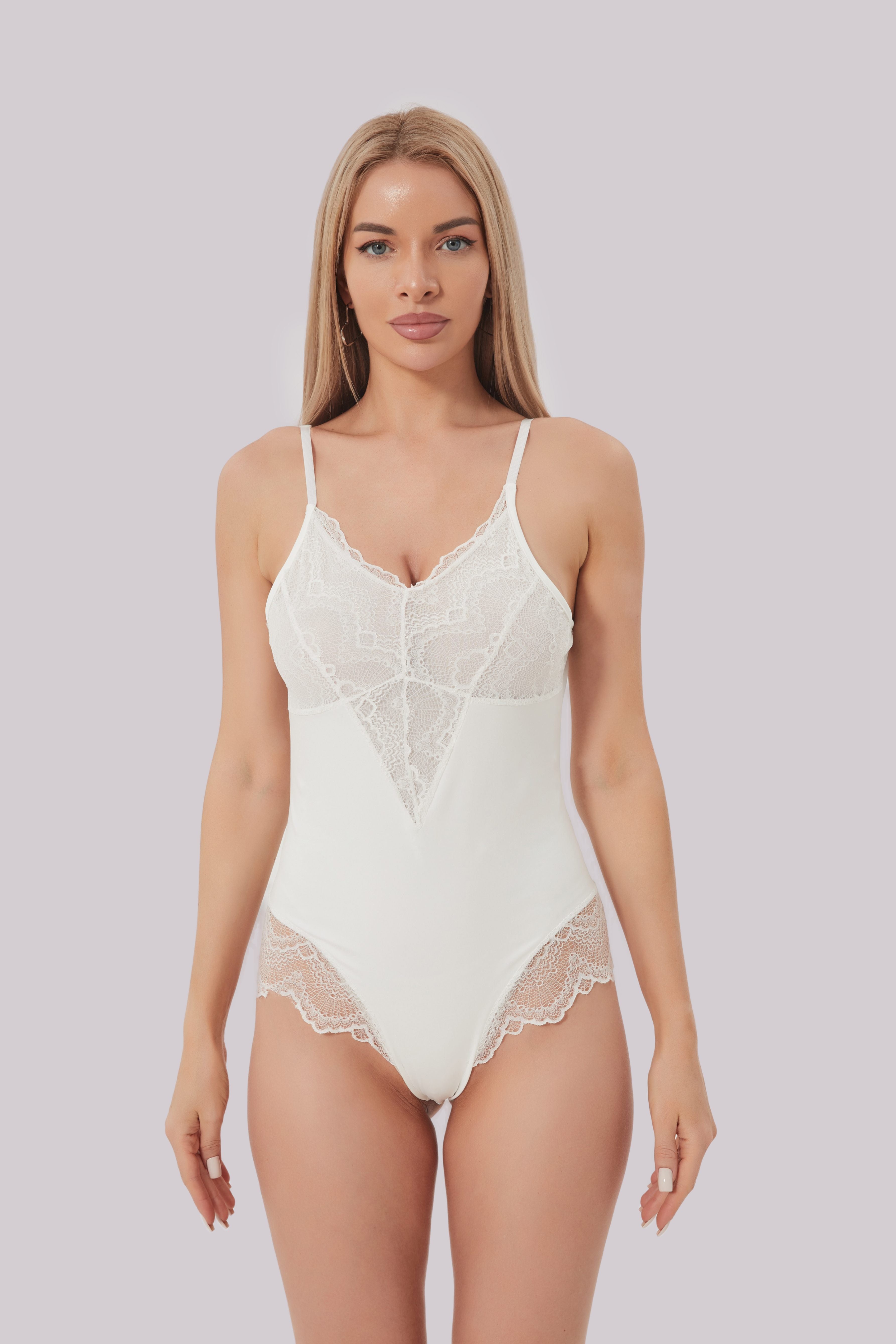 Comfit™ Rosaline - Shapewear Bodysuit med blonder